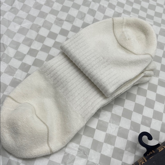 VANS. HALF CREW
HAUTEUR CHENLE CALCETIN DE MEDIA CAÑA
"OFF THE WALL"
1 pair - Picture 5 of 16